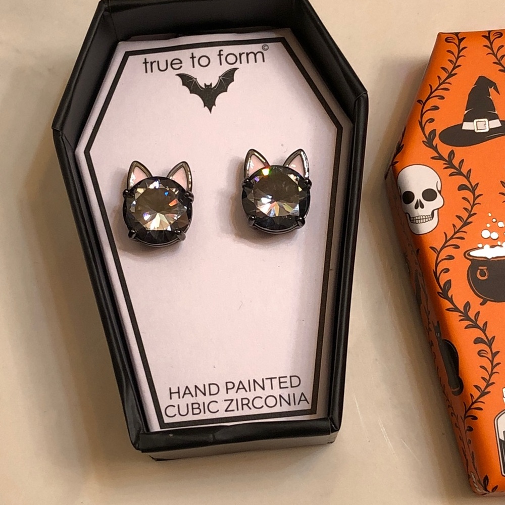 True to Form Gunmetal Tone Cat Stud Earrings Smoky Black CZ Accent Hand Painted